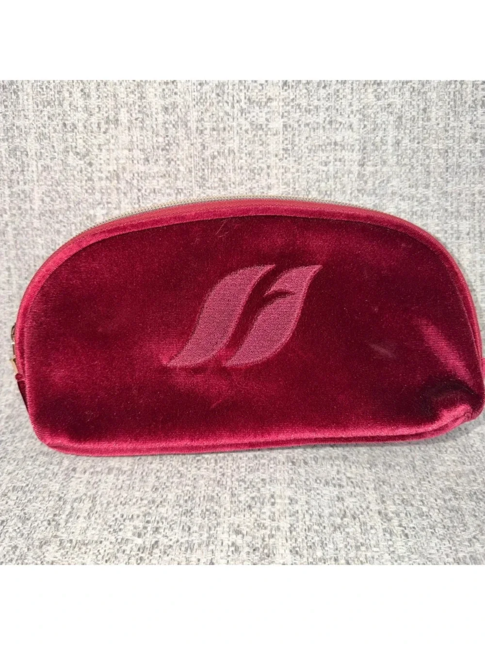 Farmasi Burgundy Velvet Makeup Cosmetic Bag Zipper Travel Organizer Pouch